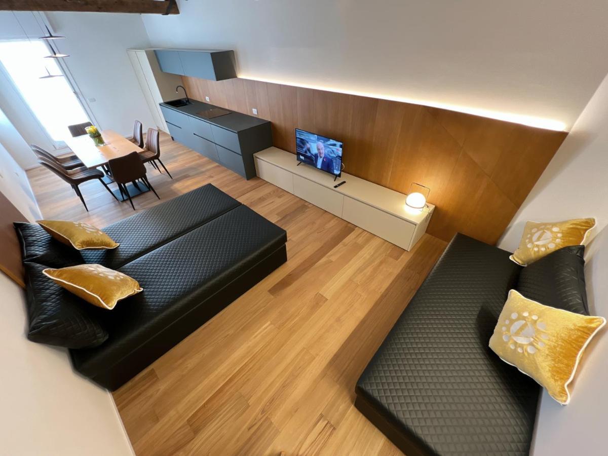 Attico Vivit 60 Appartement Mestre Buitenkant foto